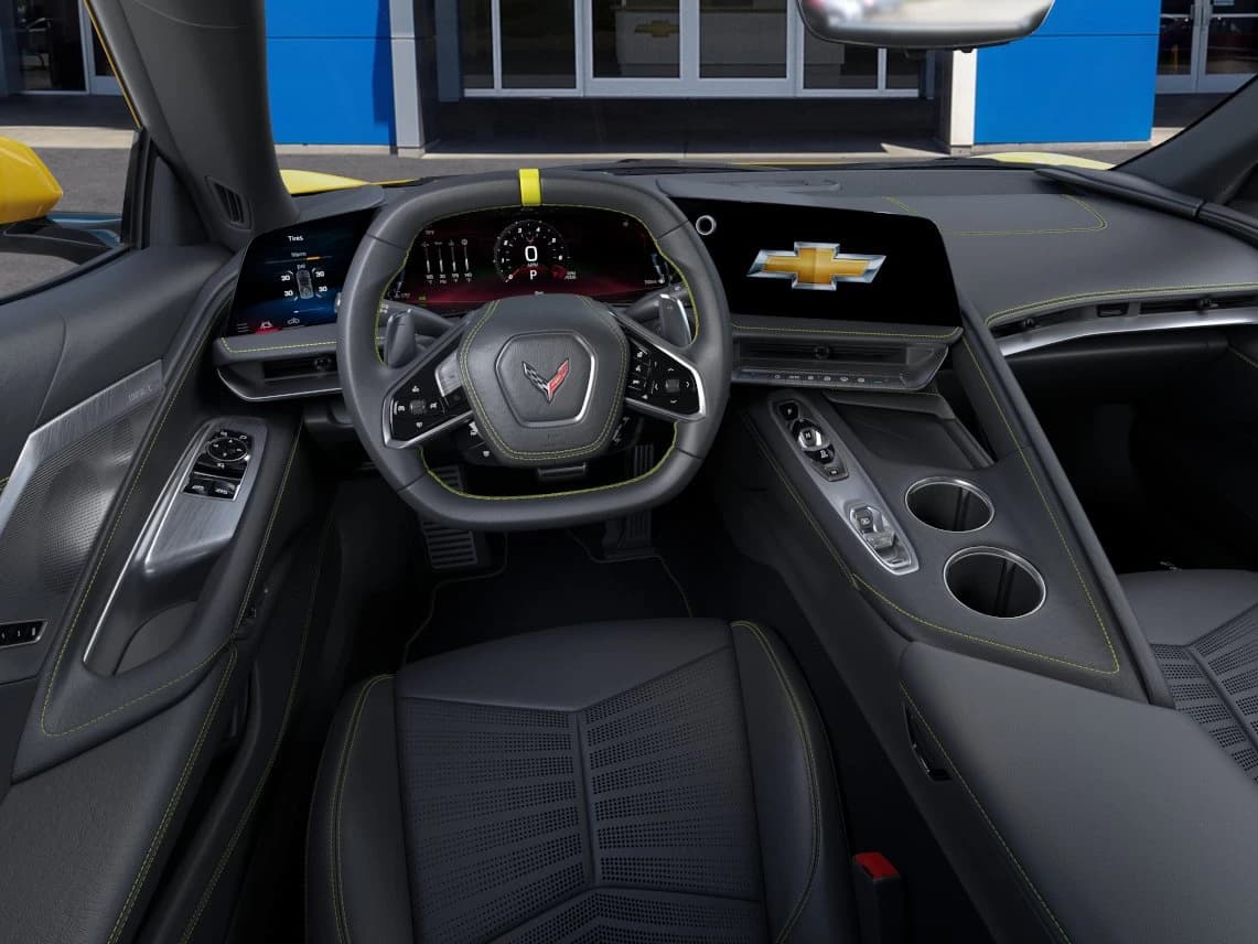 Chevrolet Corvette 2LT 2dr Stingray Cpe 2027 — side view