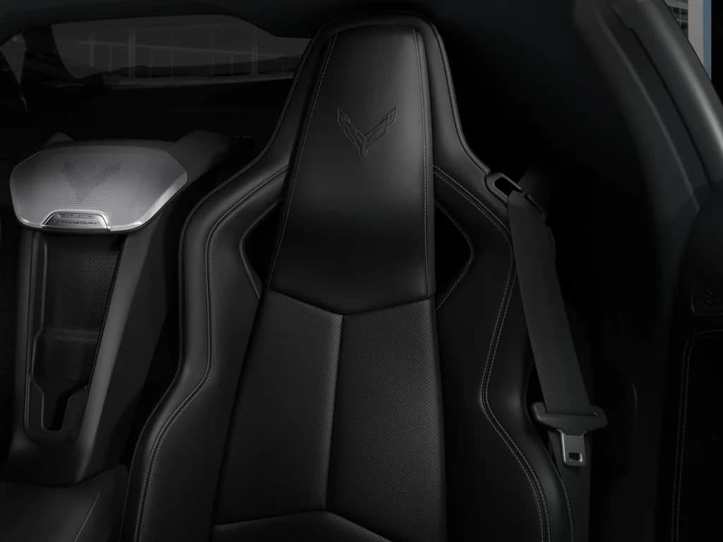 Chevrolet Corvette 2LT 2dr Stingray Cpe 2027 — side view