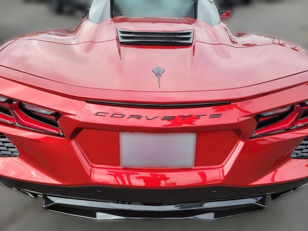 Chevrolet Corvette 2LT 2dr Stingray Conv 2027 — side view