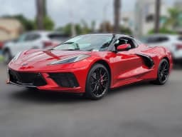 Chevrolet Corvette 2LT 2dr Stingray Conv 2027 — side view