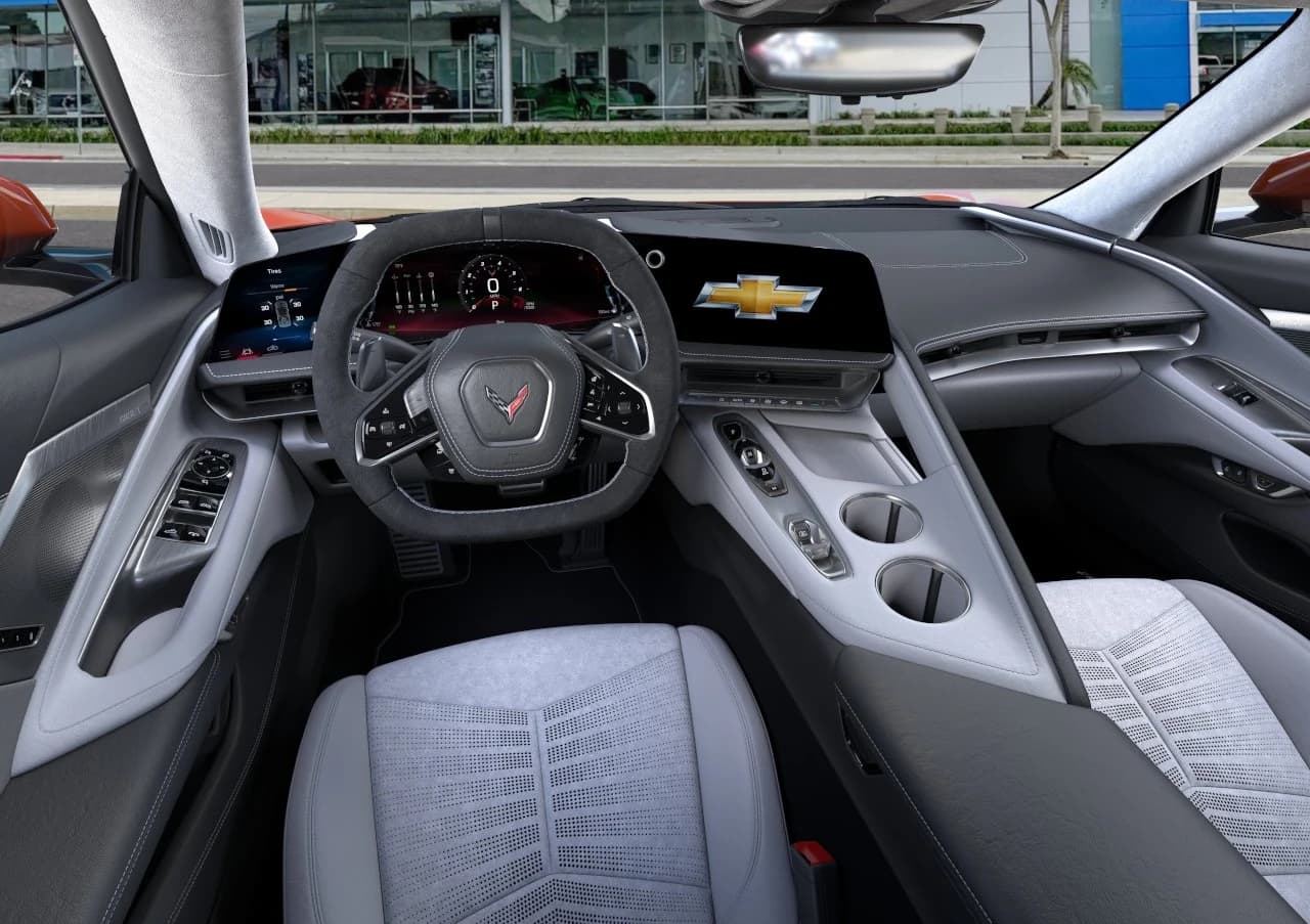 Chevrolet Corvette 3LT 2dr Stingray Conv 2027 — side view