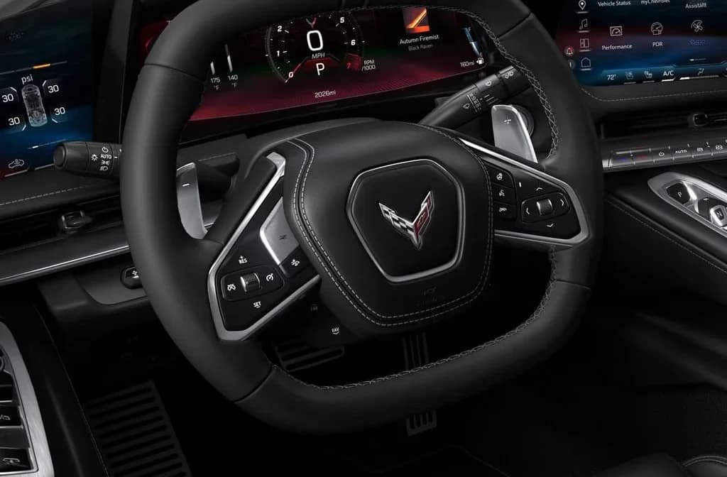Chevrolet Corvette 3LT 2dr Stingray Conv 2027 — side view
