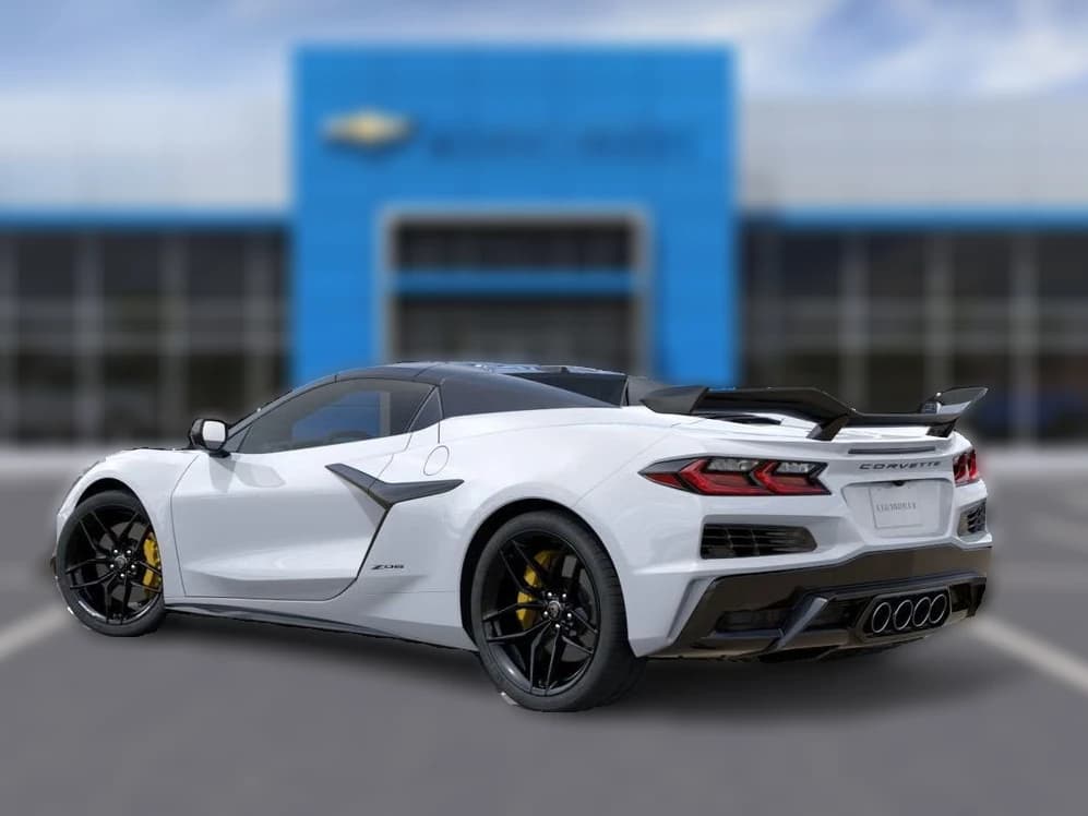 Chevrolet Corvette 1LZ 2dr Z06 Conv 2026 — side view