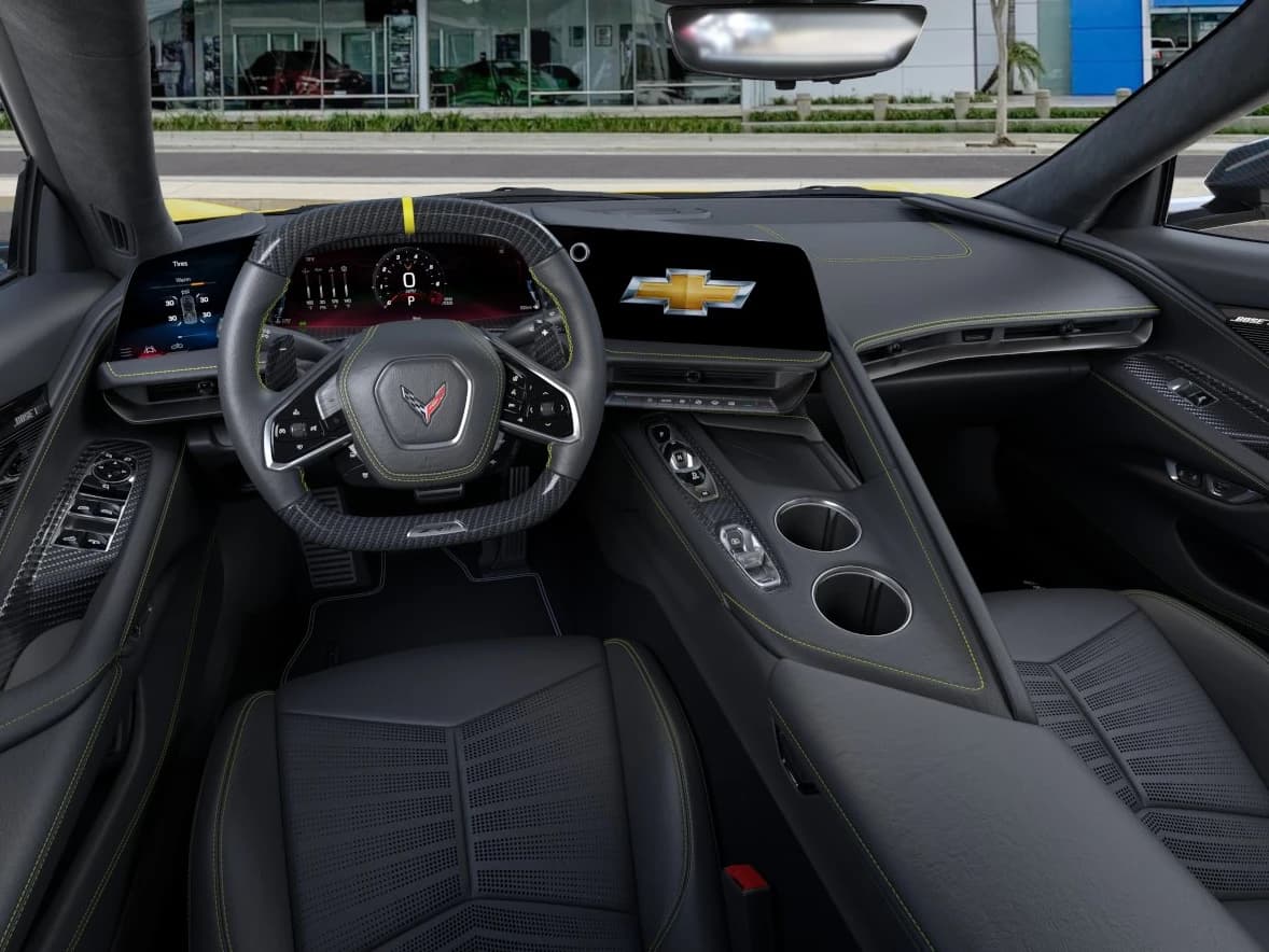 Chevrolet Corvette 3LZ 2dr ZR1 Conv 2027 — side view