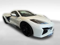 Chevrolet Corvette 3LZ 2dr E-Ray Cpe 2026 — side view