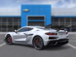 Chevrolet Corvette 3LZ 2dr ZR1X Cpe 2027 — side view