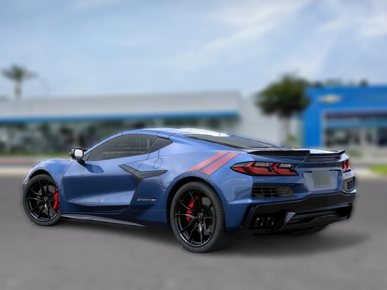 Chevrolet Corvette 1LT 2dr Grand Sport Cpe 2027 — side view