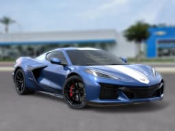 Chevrolet Corvette 1LT 2dr Grand Sport Cpe 2027 — side view
