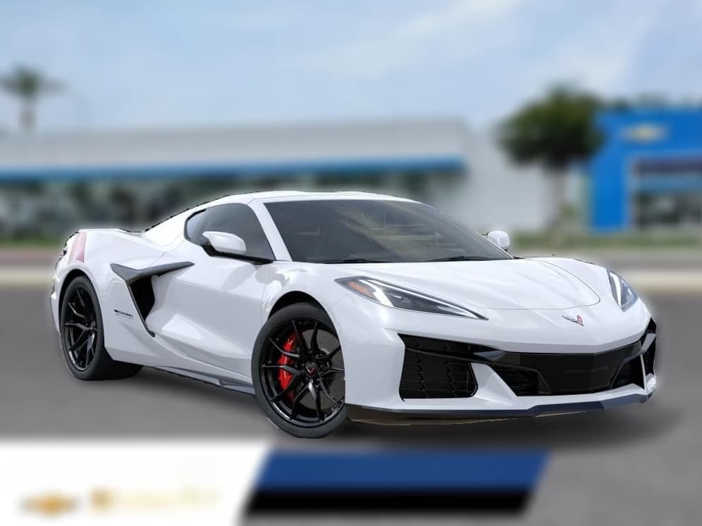 Chevrolet Corvette 1LT 2dr Grand Sport Cpe 2027 — side view