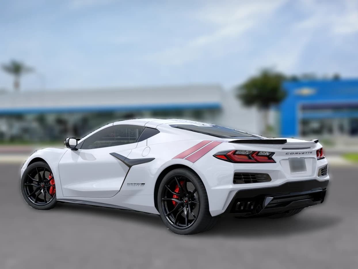 Chevrolet Corvette 1LT 2dr Grand Sport Cpe 2027 — side view