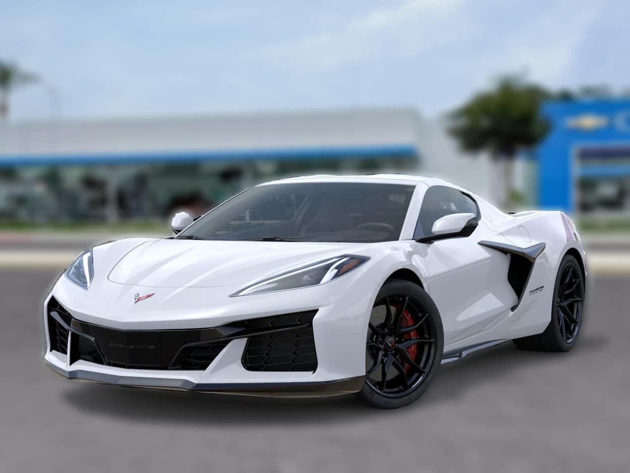 Chevrolet Corvette 1LT 2dr Grand Sport Cpe 2027 — side view