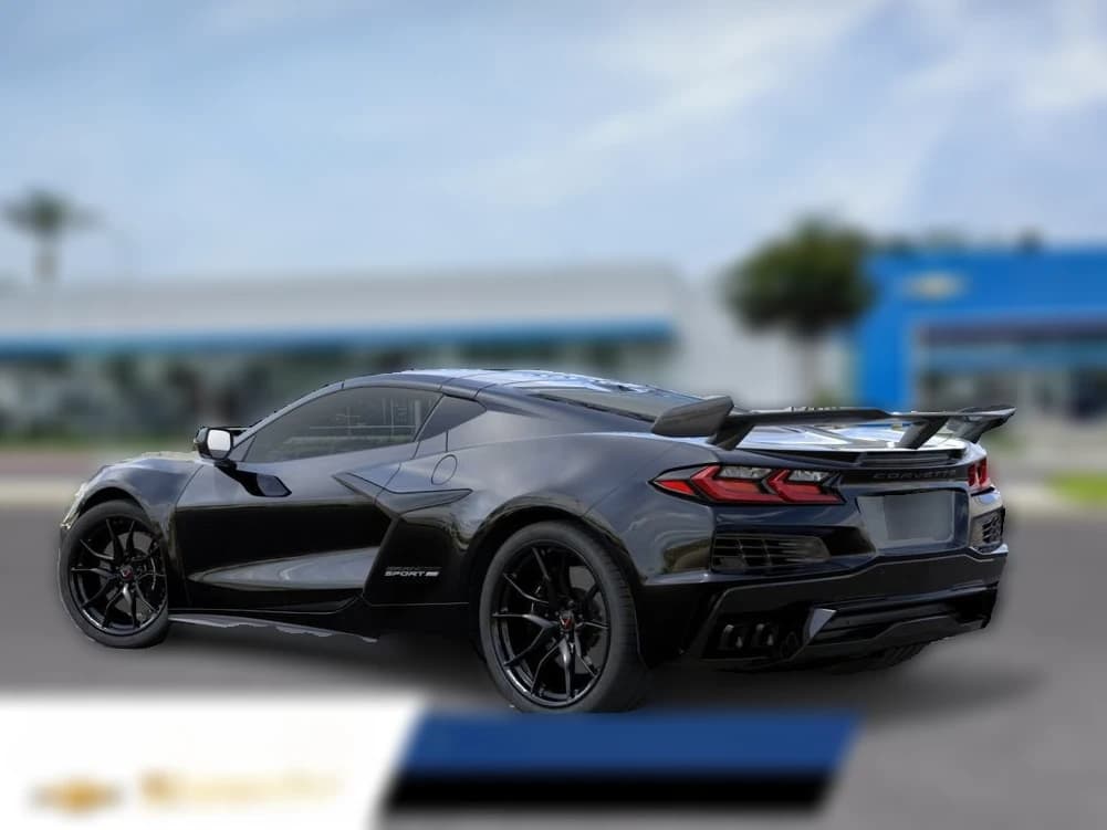 Chevrolet Corvette 1LT 2dr Grand Sport Cpe 2027 — side view