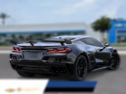 Chevrolet Corvette 1LT 2dr Grand Sport Cpe 2027 — side view