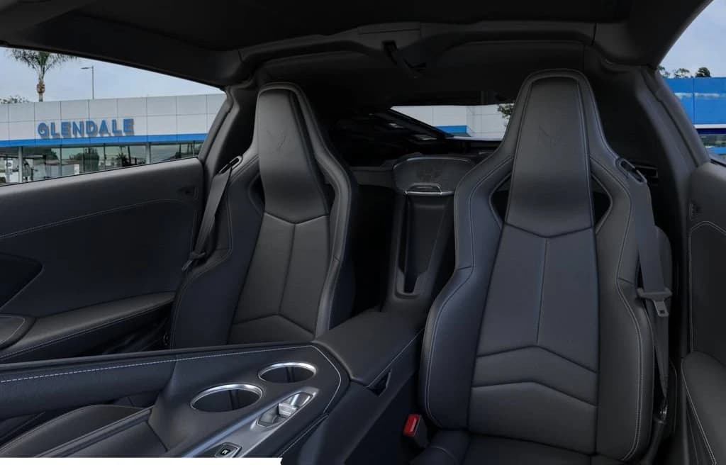Chevrolet Corvette 1LT 2dr Grand Sport Cpe 2027 — side view