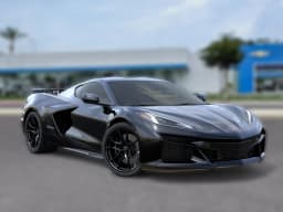 Chevrolet Corvette 1LT 2dr Grand Sport Cpe 2027 — side view