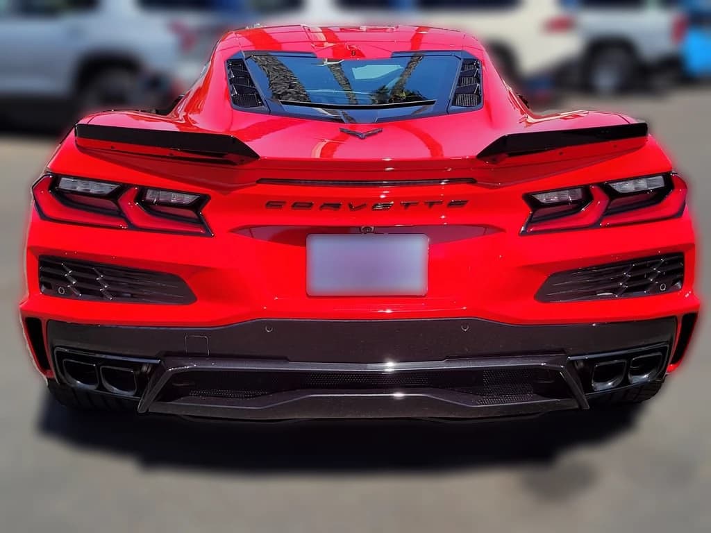 Chevrolet Corvette 1LT 2dr Grand Sport Cpe 2027 — side view