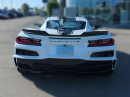 Chevrolet Corvette 2LT 2dr Grand Sport Cpe 2027 — side view