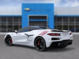 Chevrolet Corvette 2LT 2dr Grand Sport Conv 2027 — side view