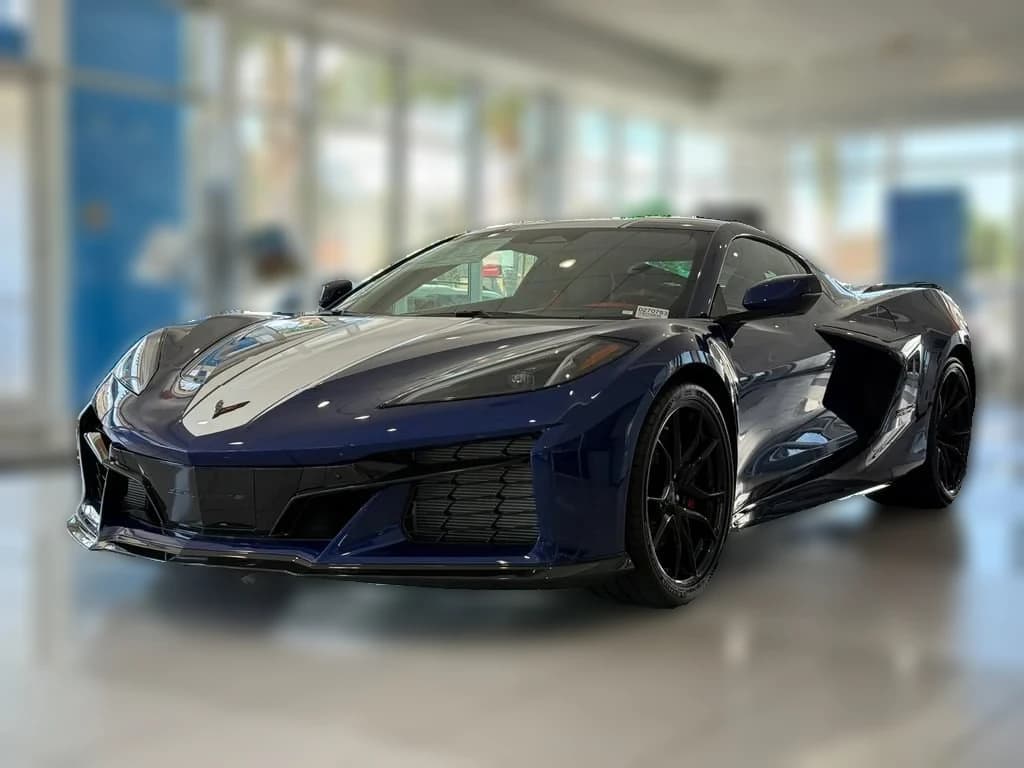 Chevrolet Corvette 3LT 2dr Grand Sport Cpe 2027 — side view