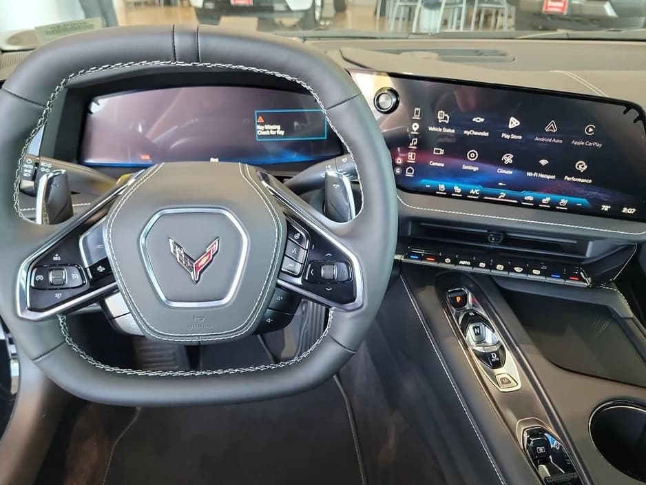 Chevrolet Corvette 3LT 2dr Grand Sport Cpe 2027 — side view