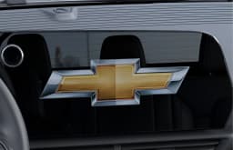 Chevrolet Silverado EV Standard Range LT e4WD Crew Cab 2026 — side view