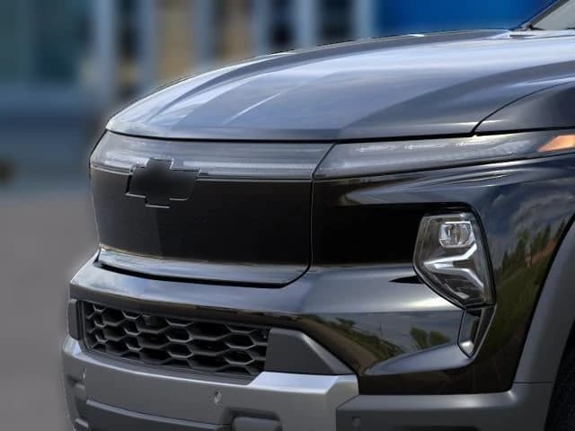 Chevrolet Silverado EV Standard Range LT e4WD Crew Cab 2026 — side view