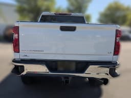 Chevrolet Silverado 2500HD LT 4WD Crew Cab 159" 2026 — side view