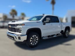 Chevrolet Silverado 2500HD LT 4WD Crew Cab 159" 2026 — side view