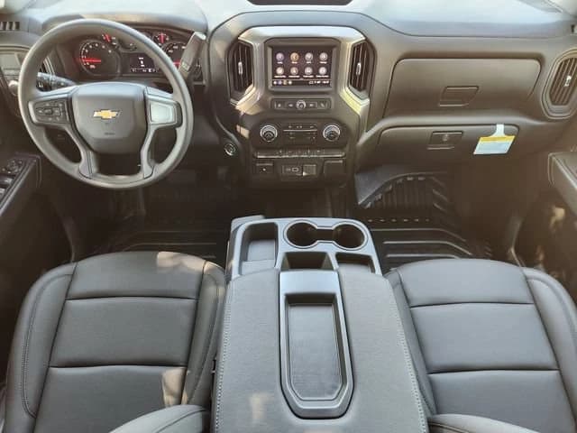 Chevrolet Silverado 2500HD Work Truck 2WD Double Cab 162" 2026 — side view