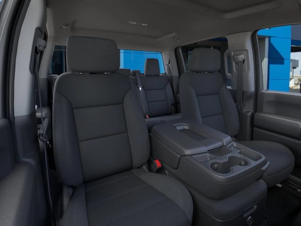 Chevrolet Silverado 2500HD Custom 4WD Crew Cab 159" 2026 — side view