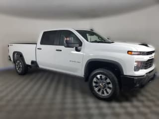 Chevrolet Silverado 2500HD Custom 4WD Crew Cab 172"