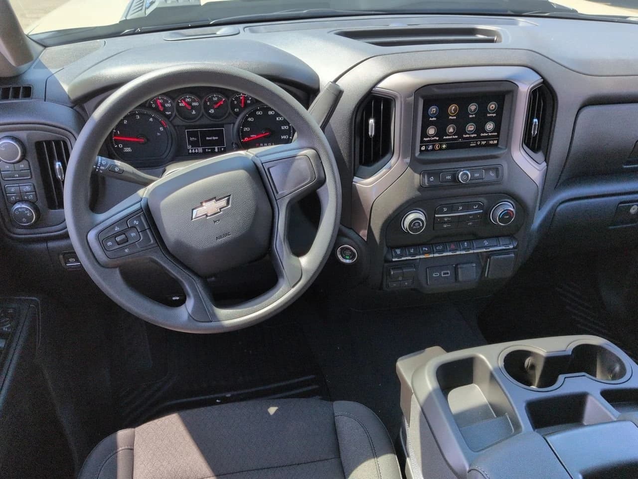 Chevrolet Silverado 2500HD Custom 4WD Crew Cab 159" 2026 — side view