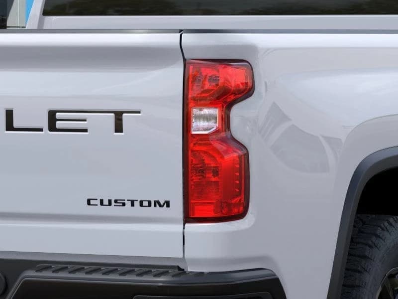 Chevrolet Silverado 2500HD Custom 4WD Crew Cab 159" 2026 — side view