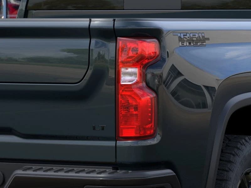 Chevrolet Silverado 2500HD LT 4WD Crew Cab 159" 2026 — side view