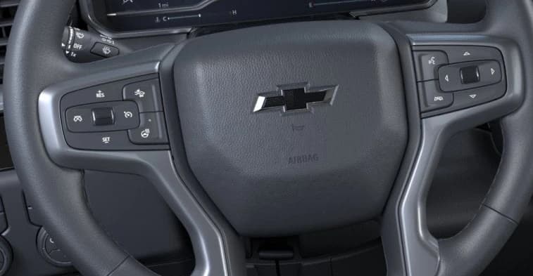 Chevrolet Silverado 2500HD LT 4WD Crew Cab 159" 2026 — side view