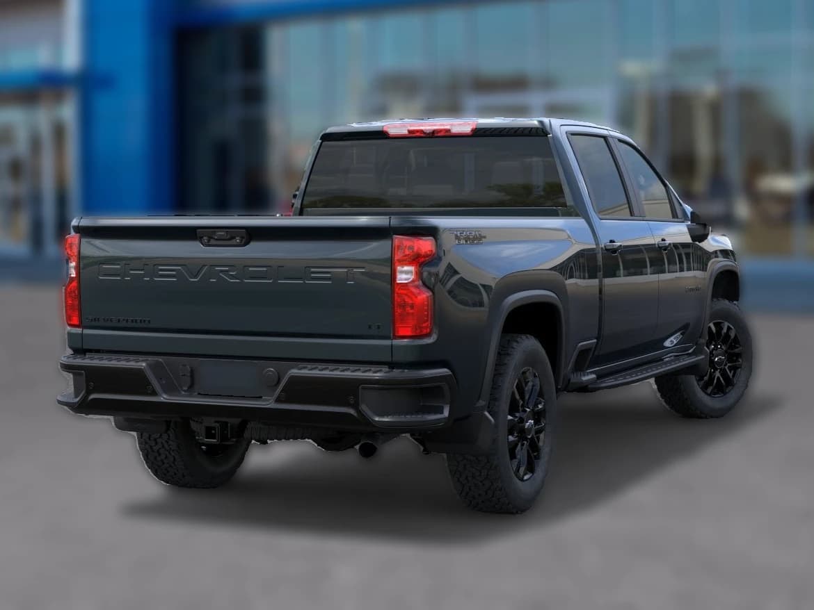 Chevrolet Silverado 2500HD LT 4WD Crew Cab 159" 2026 — side view