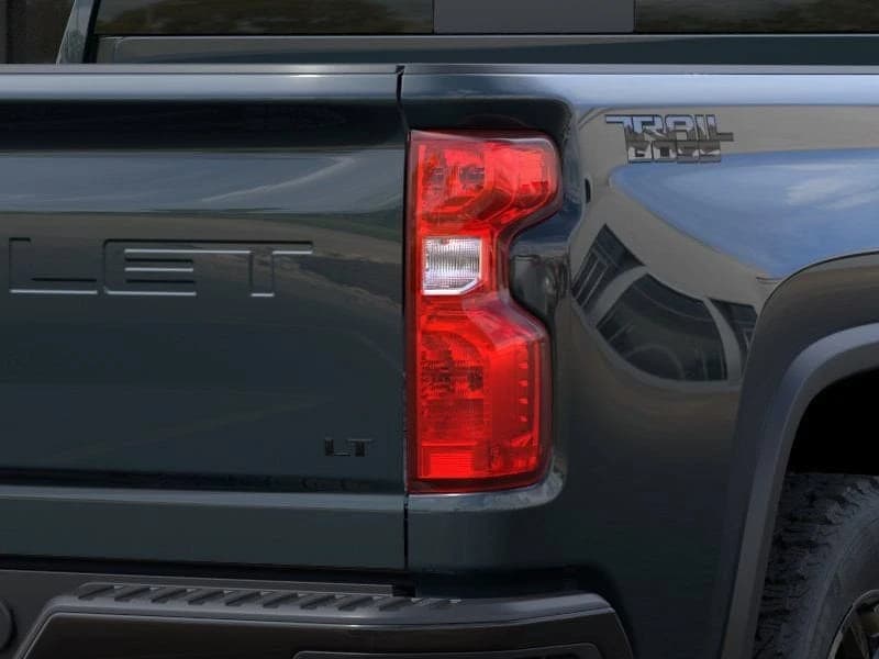 Chevrolet Silverado 2500HD LT 4WD Crew Cab 159" 2026 — side view
