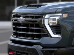 Chevrolet Silverado 2500HD LT 4WD Crew Cab 159" 2026 — side view