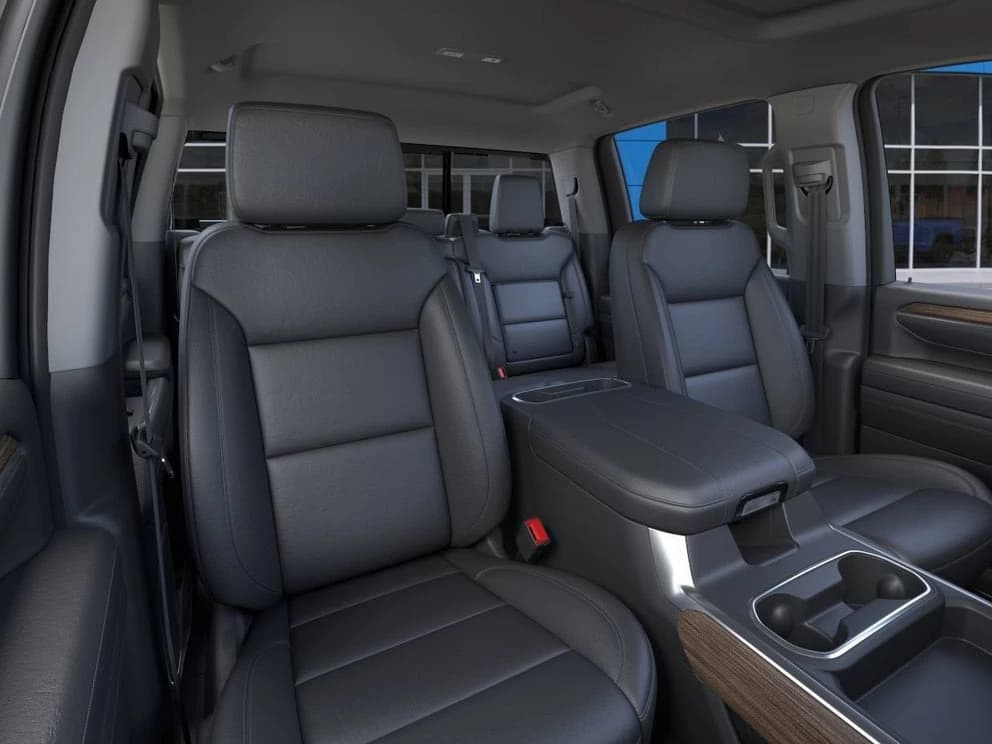Chevrolet Silverado 2500HD LT 4WD Crew Cab 159" 2026 — side view