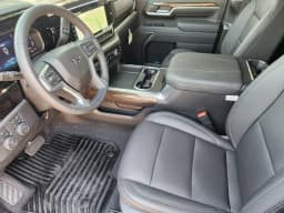Chevrolet Silverado 2500HD LT 4WD Crew Cab 159" 2026 — side view
