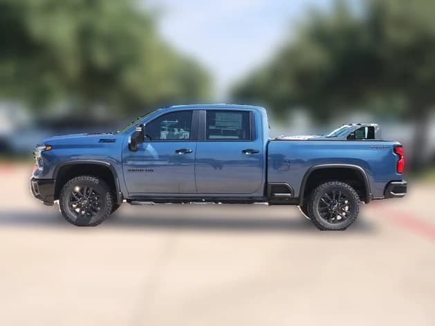 Chevrolet Silverado 2500HD LT 4WD Crew Cab 159" 2026 — side view