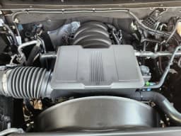 Chevrolet Silverado 2500HD LT 4WD Crew Cab 159" 2026 — side view