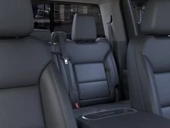 Chevrolet Silverado 2500HD LT 4WD Crew Cab 159" 2026 — side view
