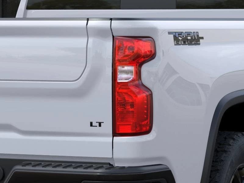 Chevrolet Silverado 2500HD LT 4WD Crew Cab 159" 2026 — side view
