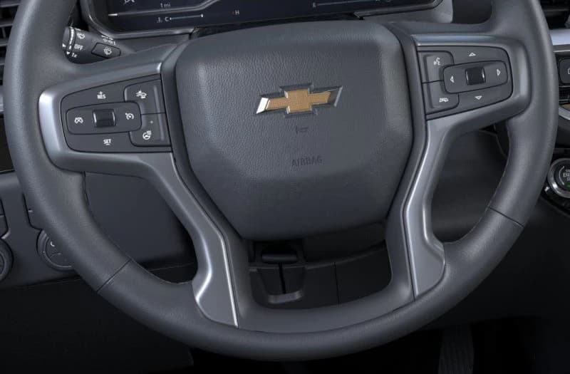 Chevrolet Silverado 2500HD LT 4WD Crew Cab 159" 2026 — side view