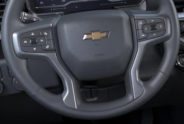 Chevrolet Silverado 2500HD LT 4WD Crew Cab 159" 2026 — side view