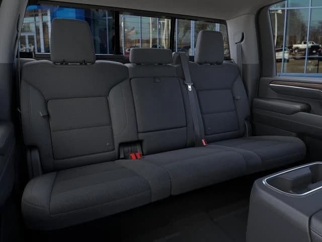 Chevrolet Silverado 2500HD LT 4WD Crew Cab 159" 2026 — side view