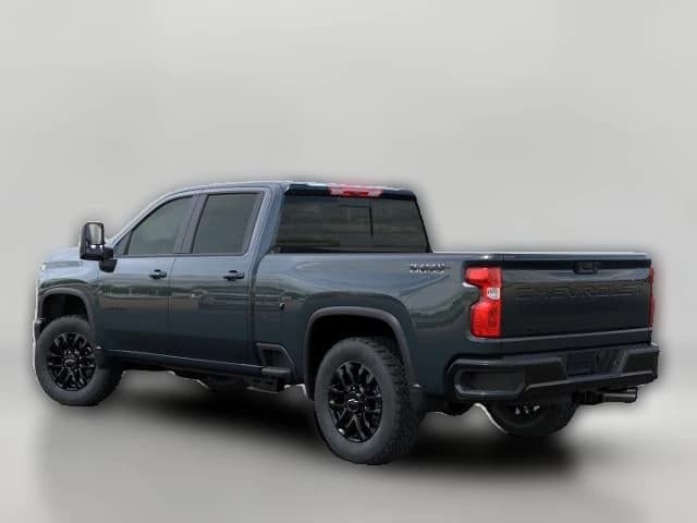 Chevrolet Silverado 2500HD LT 4WD Crew Cab 159" 2026 — side view