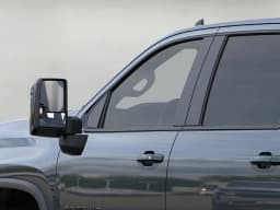 Chevrolet Silverado 2500HD LT 4WD Crew Cab 159" 2026 — side view