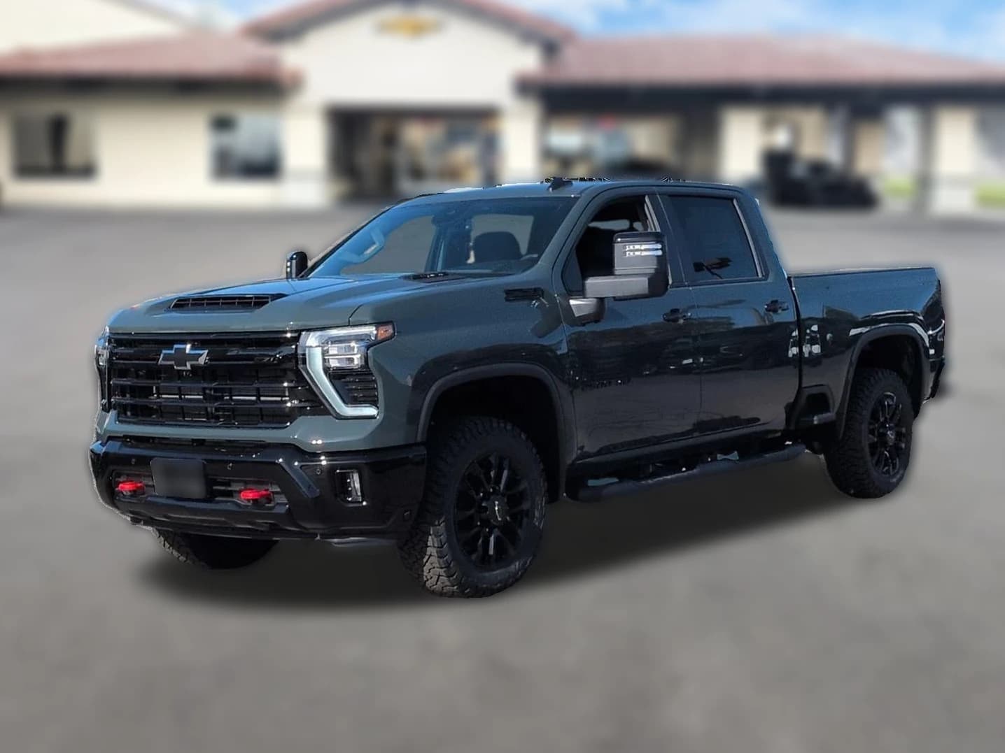 Chevrolet Silverado 2500HD LT 4WD Crew Cab 159" 2026 — side view